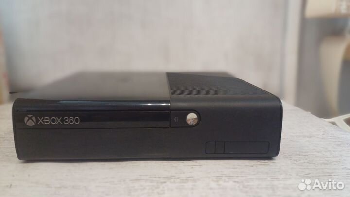 Xbox 360 прошитый freeboot - 1Tb