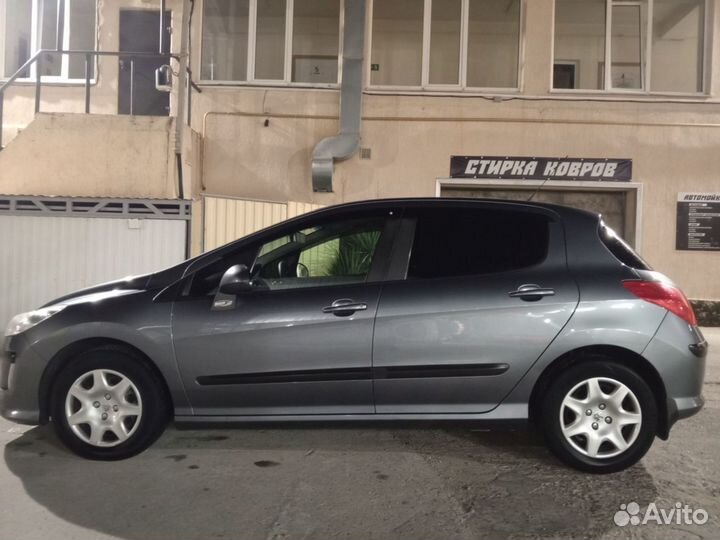 Peugeot 308 1.6 МТ, 2008, 2 000 км