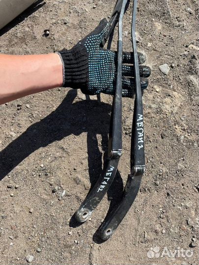 Поводок дворников меган 2