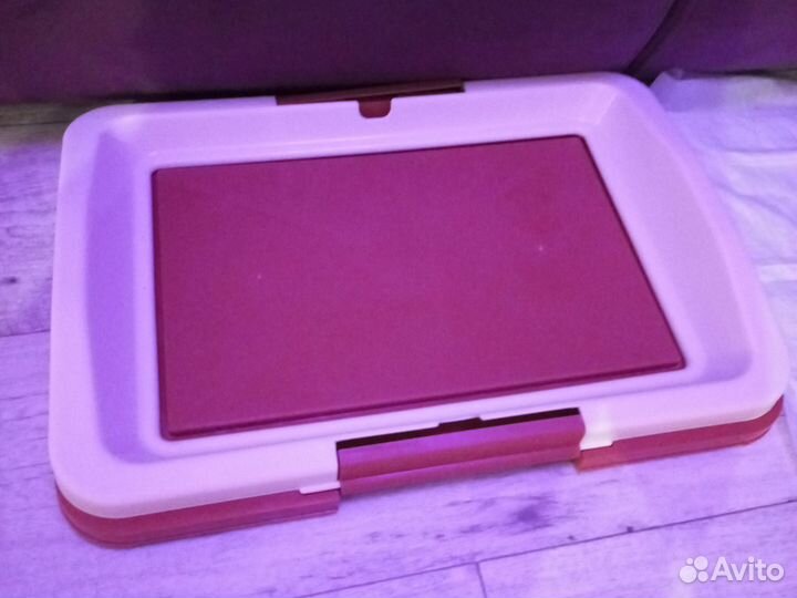 Лоток для собак под пеленку