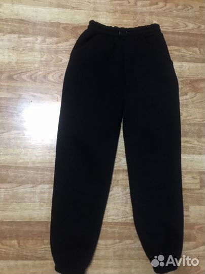 Спортивный костюм женский