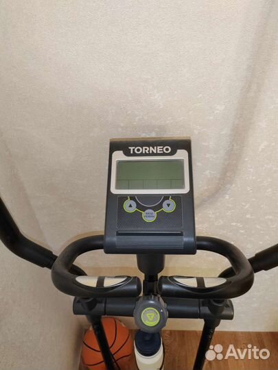 Эллиптический тренажер torneo