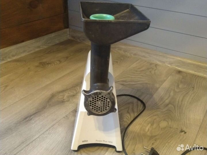 Мясорубка электрическая на запчасти