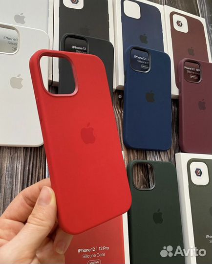 Чехол на iPhone