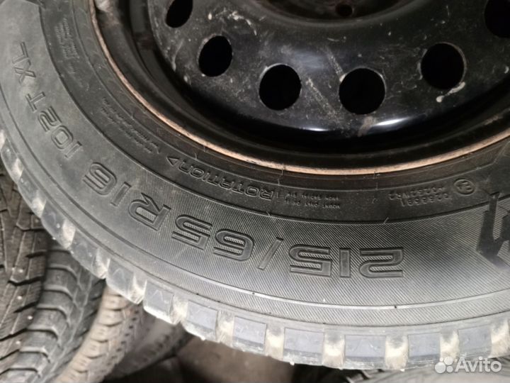 Колеса зимние 215 65 r16