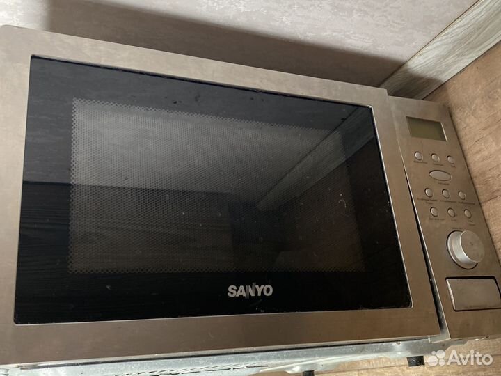 Микроволновая печь Sanyo