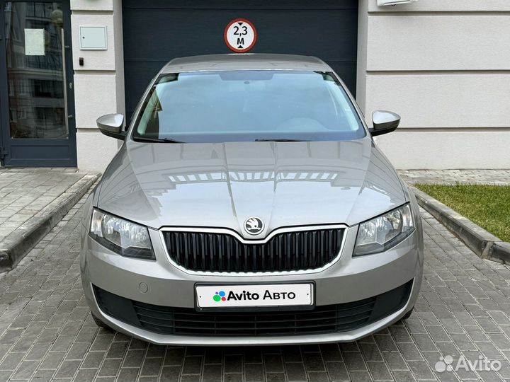 Skoda Octavia 1.6 AT, 2015, 137 000 км