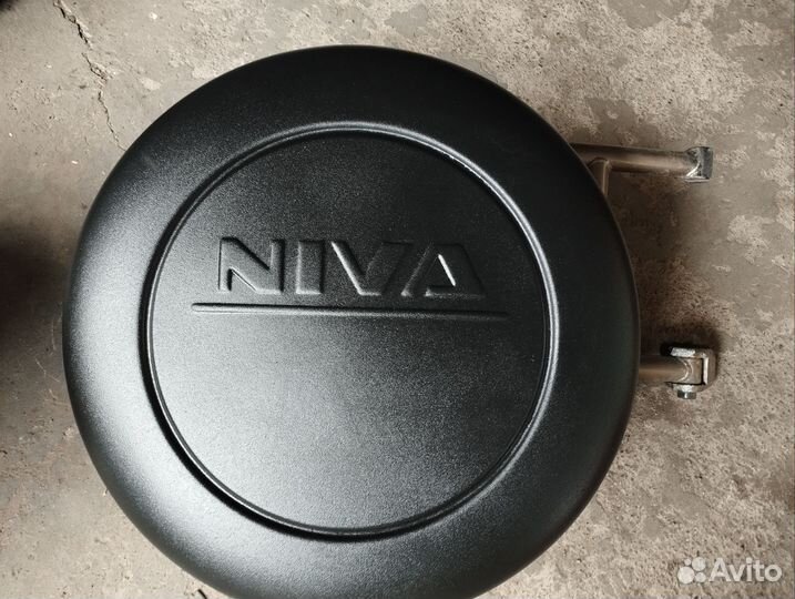 Крепление запасного колеса Нива 