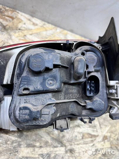 Фонарь задний правый в крыло Audi a4 B7 Ауди б7