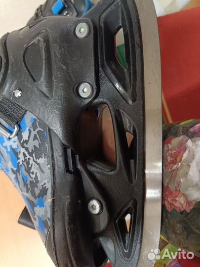 Коньки хоккейные р-р.30-33