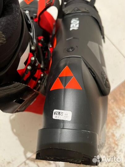 Горнолыжные ботинки 43-43 размер
