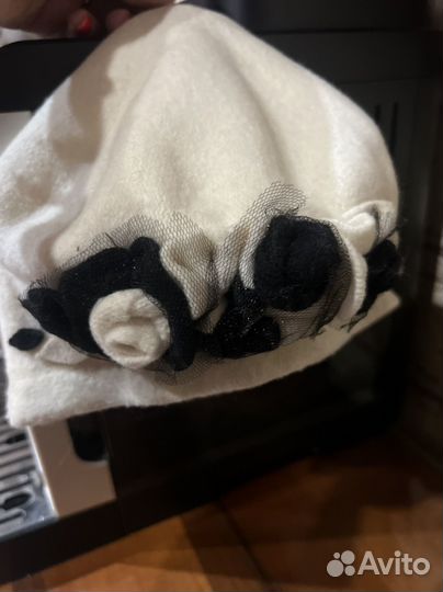 Берет Чехия молочный