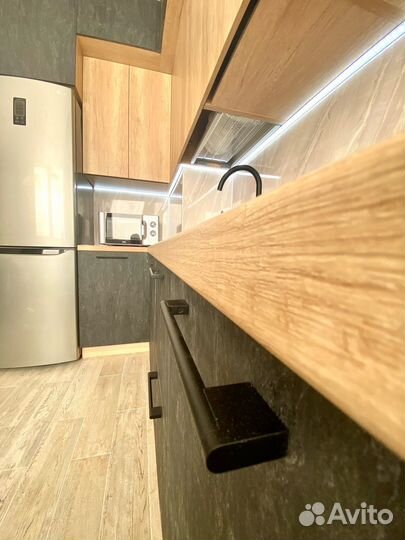 Угловая кухня на заказ. Производство в Челябинске