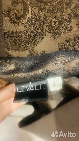 Пальто женское легкое 42