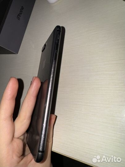 iPhone 8 Plus, 64 ГБ