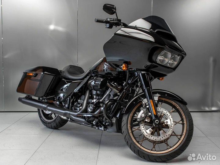 Harley-Davidson Road Glide ST, 2022