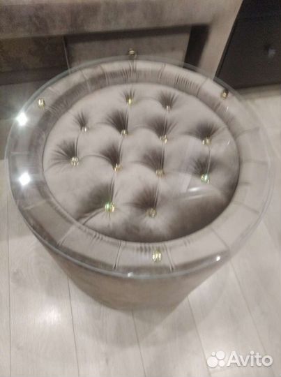 Журнальный кофейный столик со стеклом. Размеры 60
