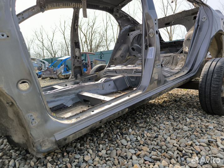 Toyota corolla 120 2003 порог левый