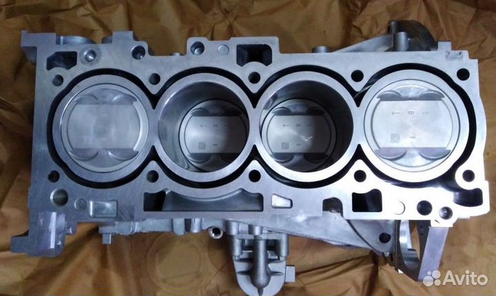 Блок цилиндров двигатель G4KD 2.0л