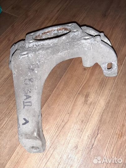 Задний поворотный кулак цапфа Audi A8 Ауди