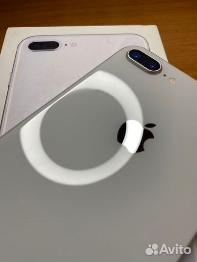 iPhone 8 Plus, 64 ГБ