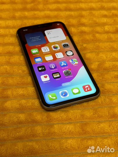 iPhone 11, 128 ГБ