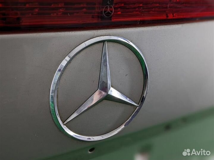 Крышка багажника Mercedes Benz E-class W211 2004
