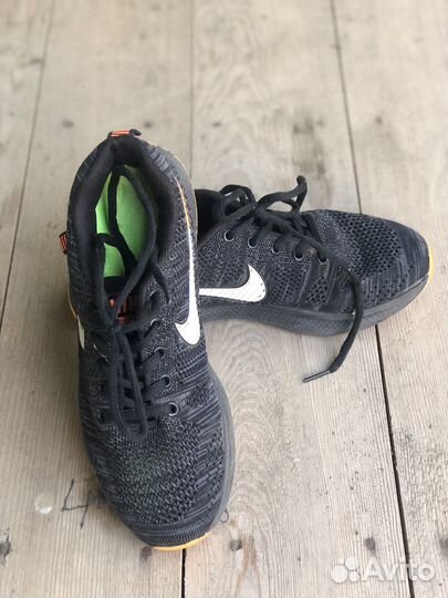Кроссовки для мальчика nike 37р 23,5см