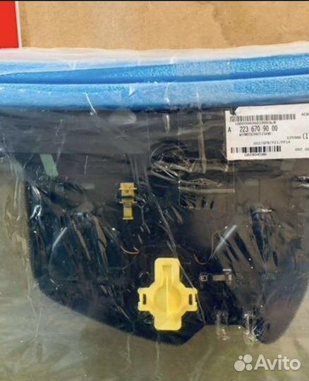 Ветровое стекло на Mercedes-Benz S-класс W223