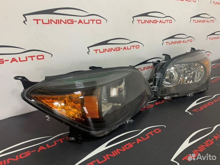 Фары «LH+RH» Toyota RAV4 (XA30) 2005-2008 год (тем