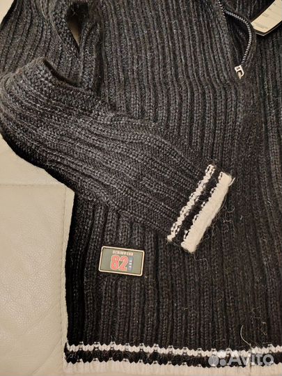 Кофта женская на молнии разм. 42-46