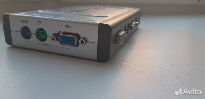 KVM переключатель D-Link dkvm-4K