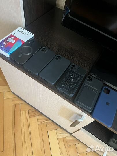 Чехол на iPhone 11