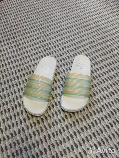 Шлепанцы новые 37 размер