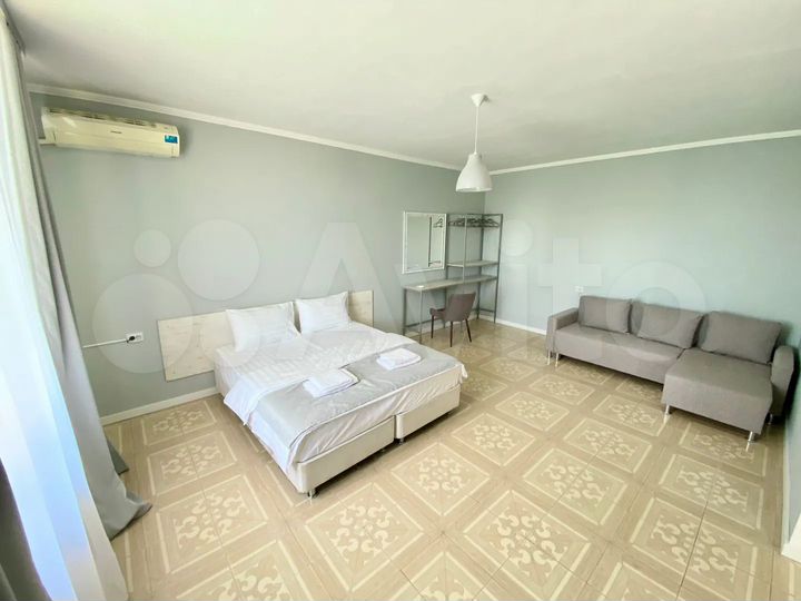 Дом 345 м² на участке 15 сот.