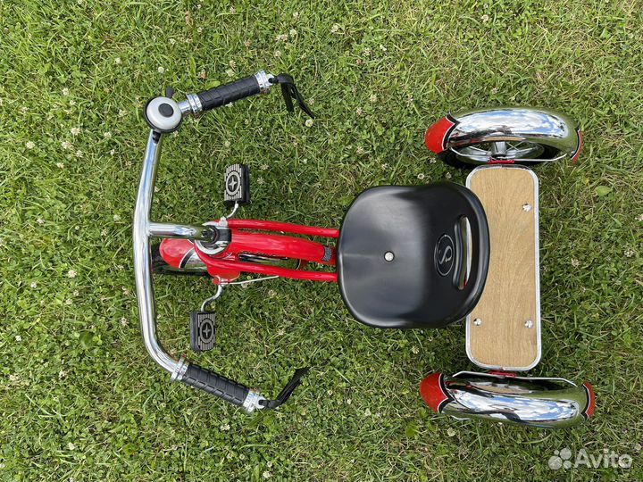 Трехколесный велосипед