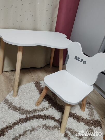 Детский стол и стул