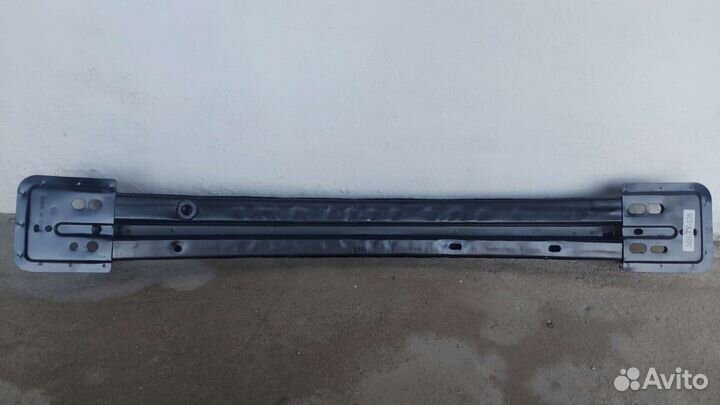 Усилитель бампера передний camry 40 новый