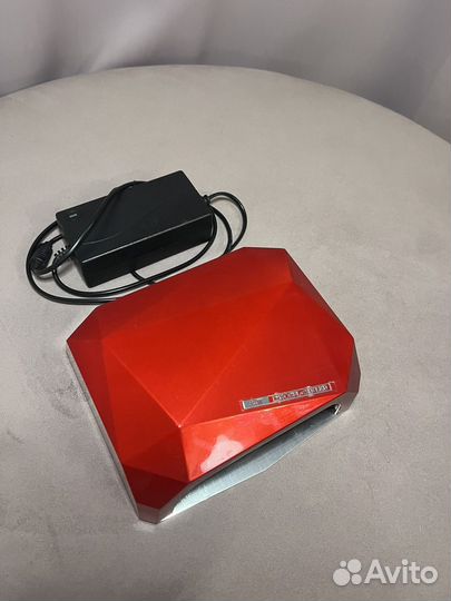 Лампа для гель лака. LED лампа