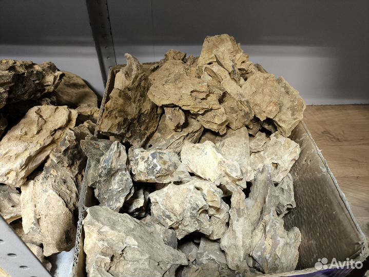 Камень для аквариума Дракон, красный