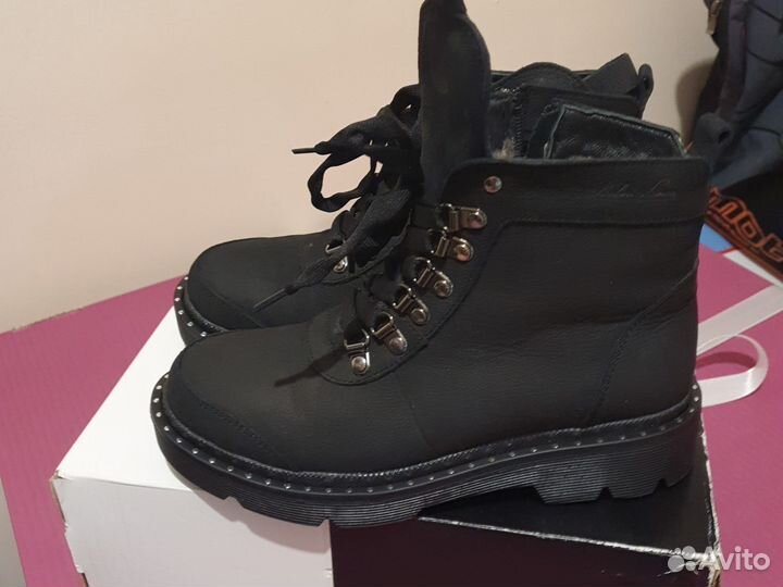 Ботинки женские зимние