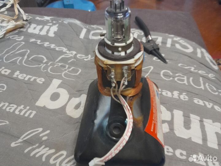 Кинескоп от мини тв черно белый