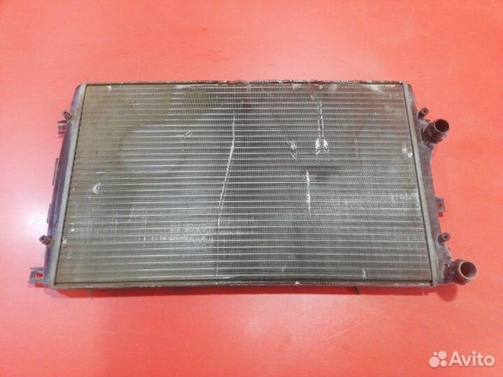 Радиатор двс Volkswagen Passat 3C2 cdaa 2005-2010
