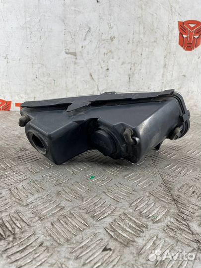 Фара противотуманная левая Фольксваген Поло мк 5