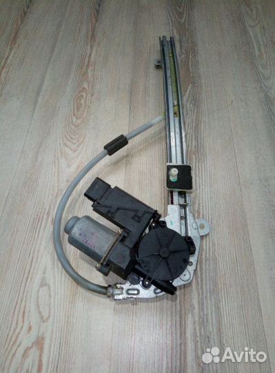 Стеклоподъемник задний Renault laguna 2 Лев