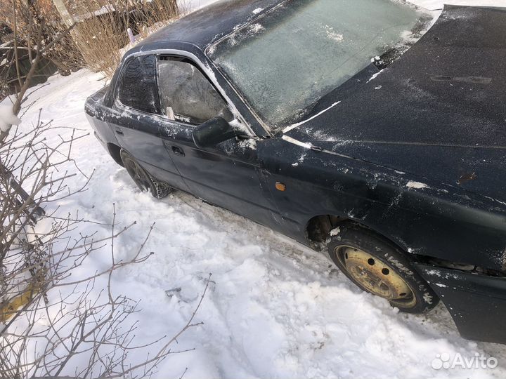 Автомобиль Тойота Виста sv40 в полный разбор