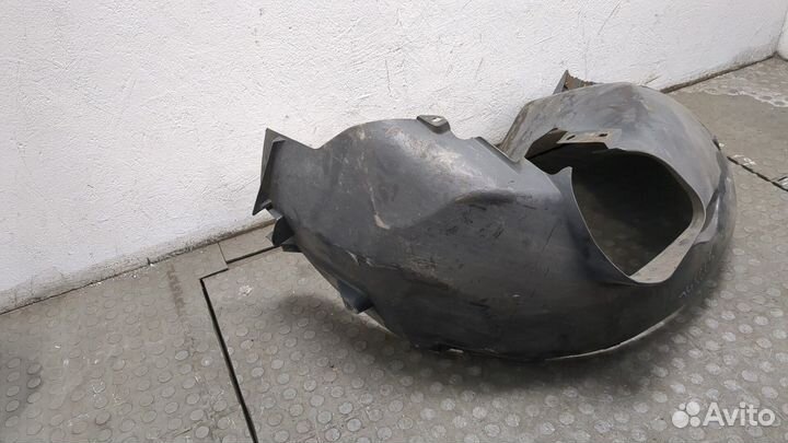 Защита арок (подкрылок) правая передняя Ford Kuga, 2010