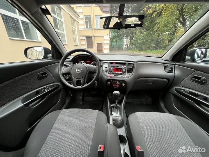 Kia Rio 1.4 AT, 2011, 155 000 км