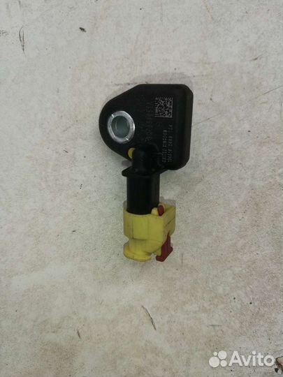 Датчик удара Шкода октавия 3 а7