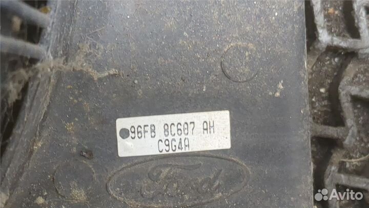 Вентилятор радиатора Ford Fiesta, 1998